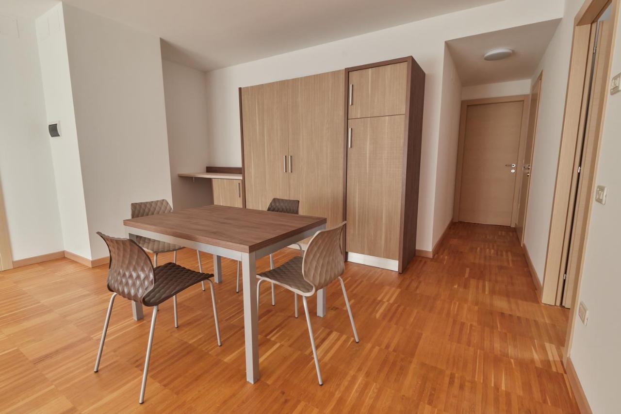 Piazza Lira Schio Residence Extérieur photo